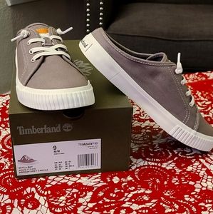 Timberland slides. LIKE NEW + Discounted ship!